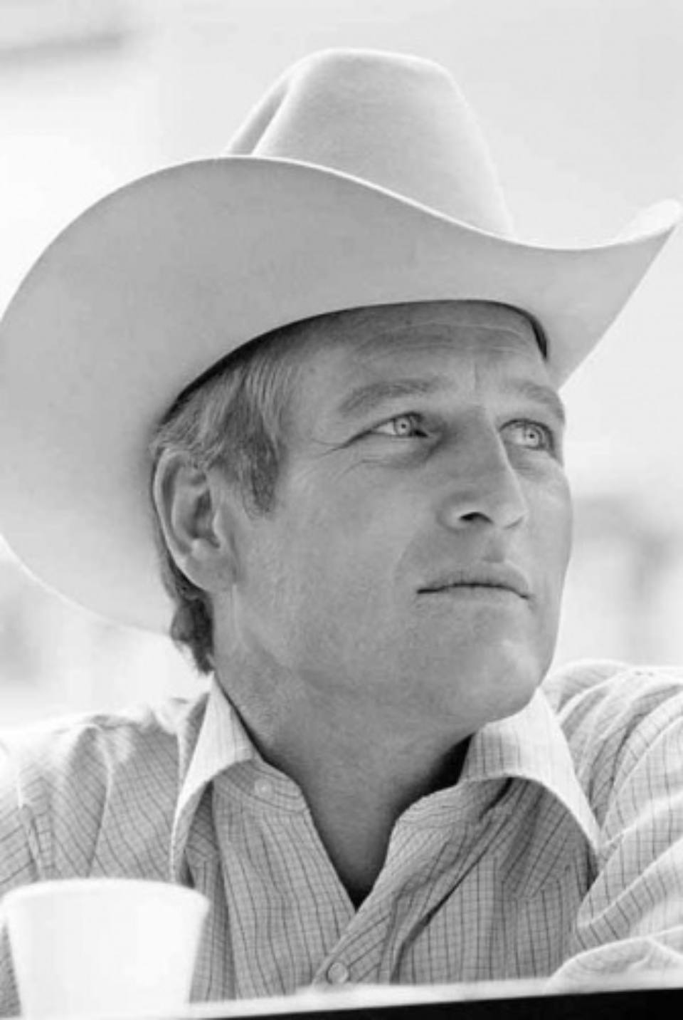Terry O'Neill: Paul Newman Denver, 1971 Gelatin silver print Signed on verso & on recto Numbered on verso 50,4 x 40,5 cm Ed. 2/50