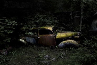 Antje Bakker: Offroad #1 Archival pigment print Signed, titled and numbered 50 x 83 cm