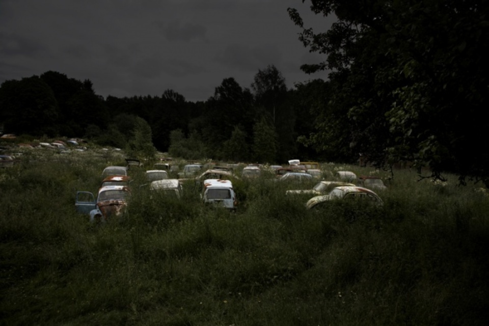 Antje Bakker: Offroad #3 Archival pigment print Signed, titled and numbered 50 x 83 cm Ed. 7