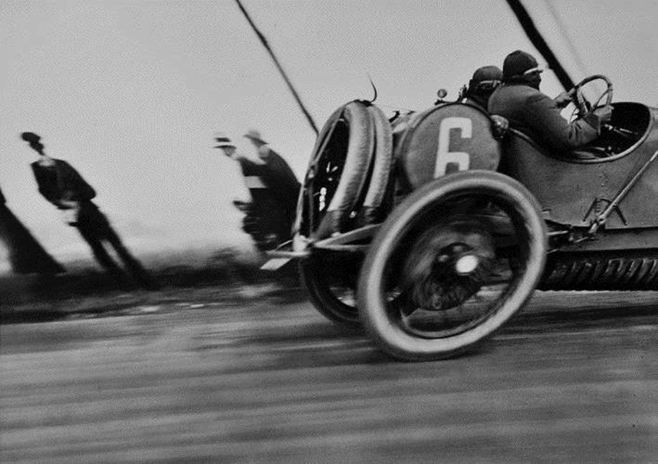 Jacques-Henri Lartigue Grand Prix de I`A.C.F. Circuit de Dieppe, 1912 Gelatin Silver Print 40 x 50 cm