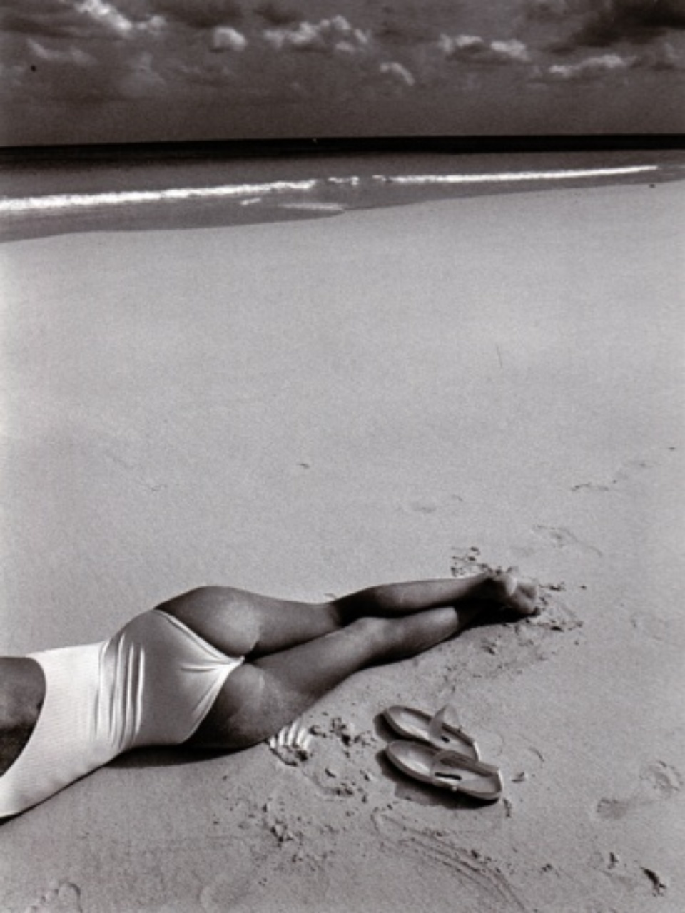 Jeanloup Sieff Maillot blanc Bahamas, 1981 Gelatin Silver Print, printed later Titled and dated, artist stamp on verso 40,5 x 30,5 cm