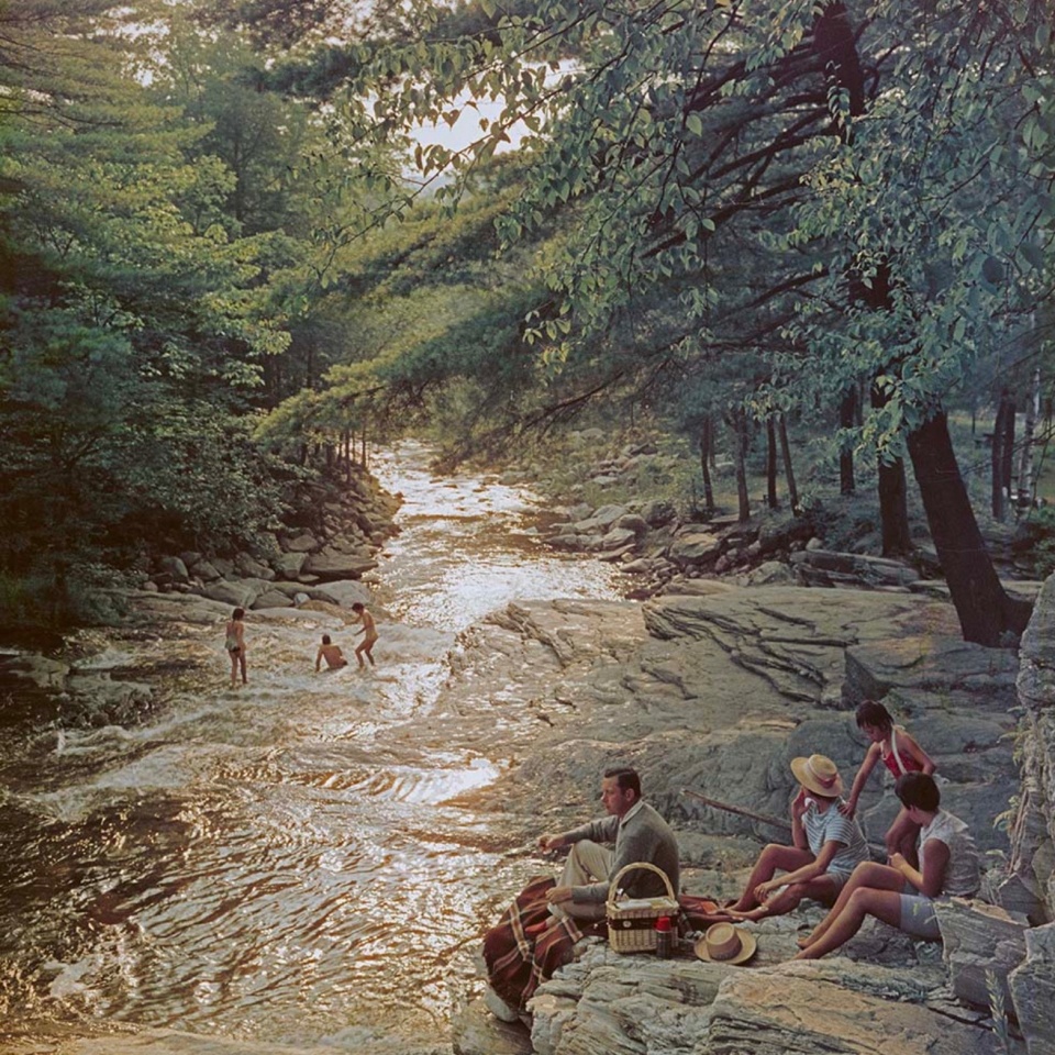 Slim Aarons. 'Campbell Falls Picnic', Massachusetts, USA, 1959