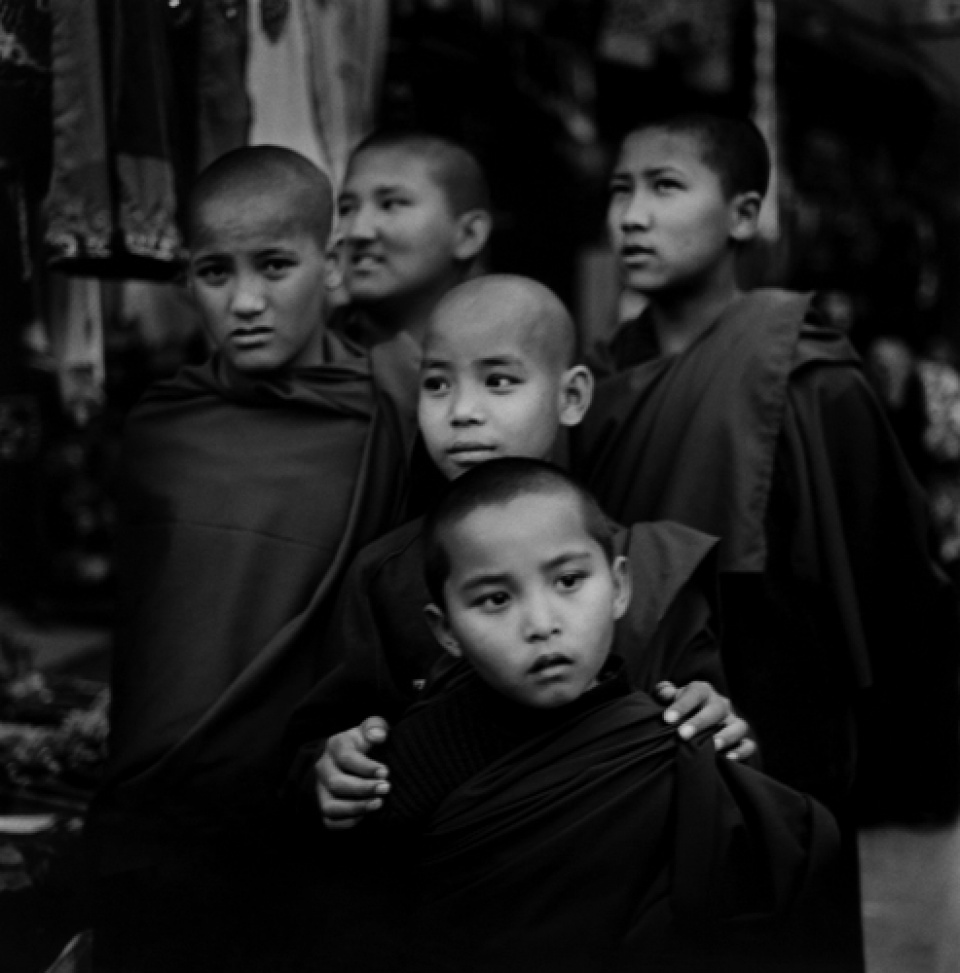 Caroline Otteni. Buddhistische Nonnenschülerinnen. Nepal 2004