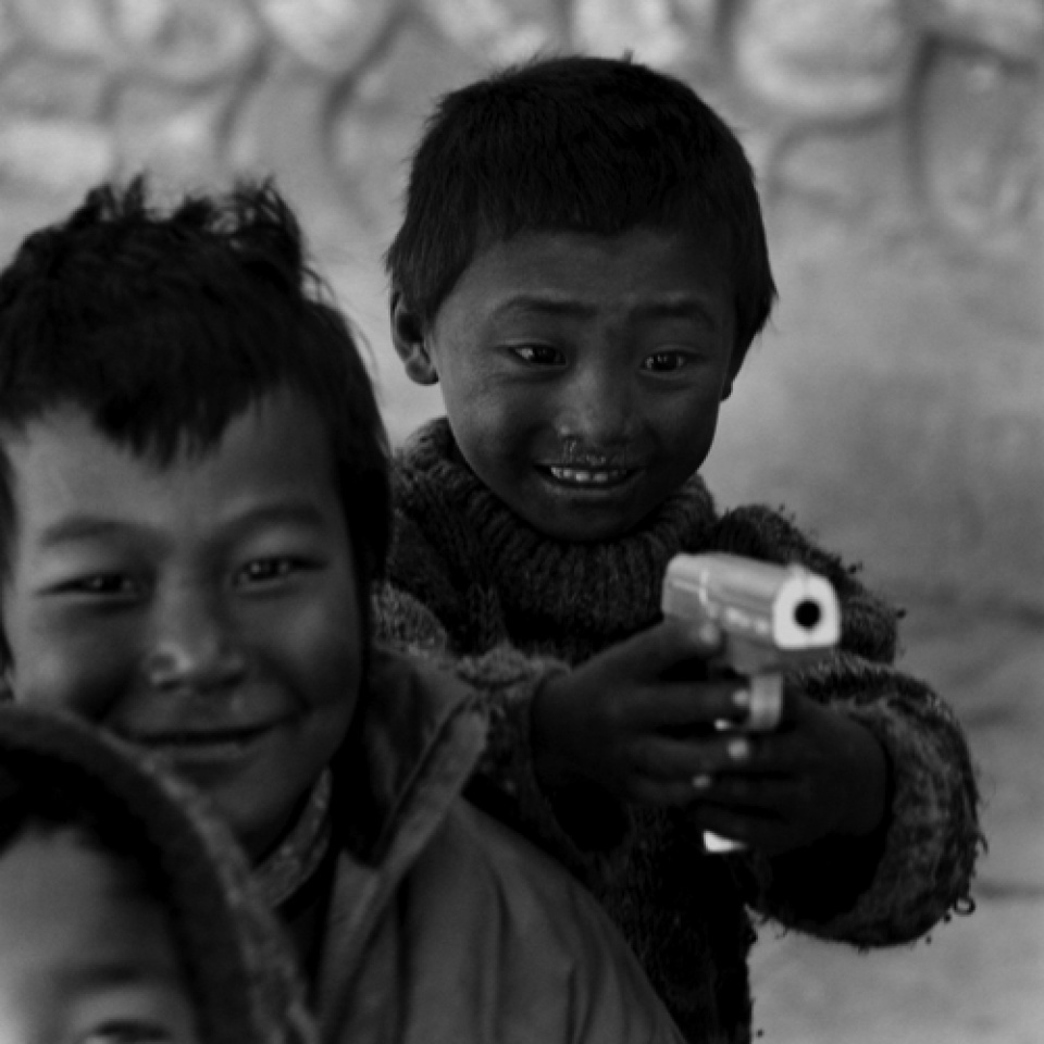 Caroline Otteni. Jungen in Jomsom. Nepal 2004
