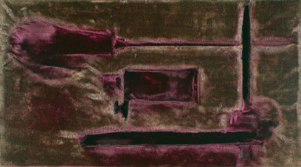 Sinje Dillenkofer. CASE 46. Diptychon, 2006. 36 x 65,5 x 3 cm A.P. 1/3 Etui für Trokar, 19./20. Jh., Zentrum für Anatomie, Charité, Berlin
