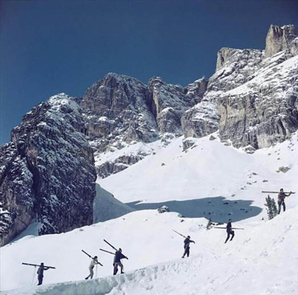 Slim Aarons. Cortina D'Ampezzo, Italy, 1962