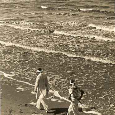 E.O.Hoppé- Borkum 1932